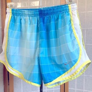 Nike running shorts S